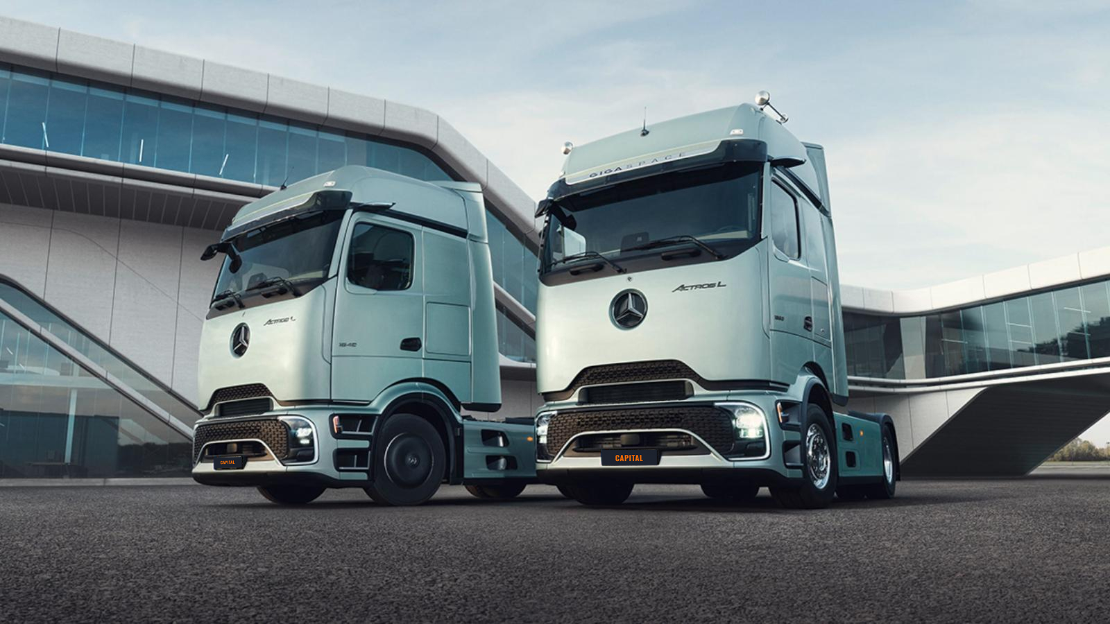 Camion su strada